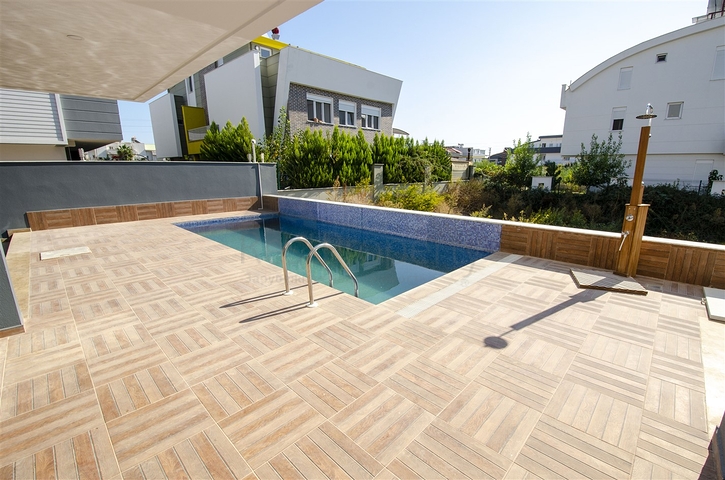 Элитная вилла 8+2 в районе Кунду Лара Анталья