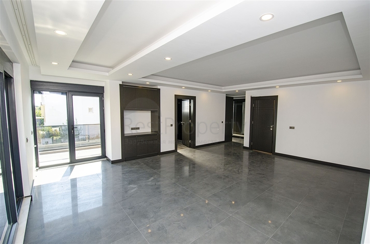 Элитная вилла 8+2 в районе Кунду Лара Анталья