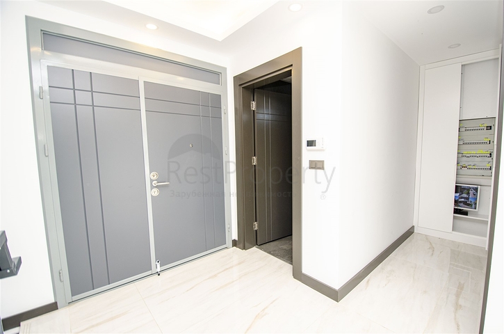 Элитная вилла 8+2 в районе Кунду Лара Анталья