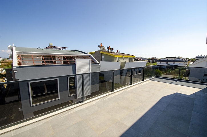 Элитная вилла 8+2 в районе Кунду Лара Анталья