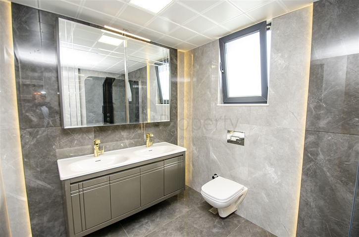 Элитная вилла 8+2 в районе Кунду Лара Анталья