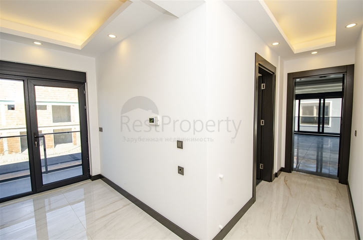 Элитная вилла 8+2 в районе Кунду Лара Анталья