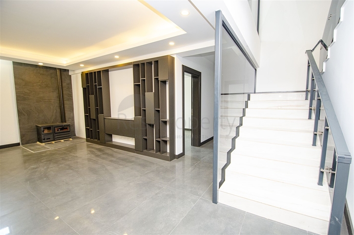 Элитная вилла 8+2 в районе Кунду Лара Анталья