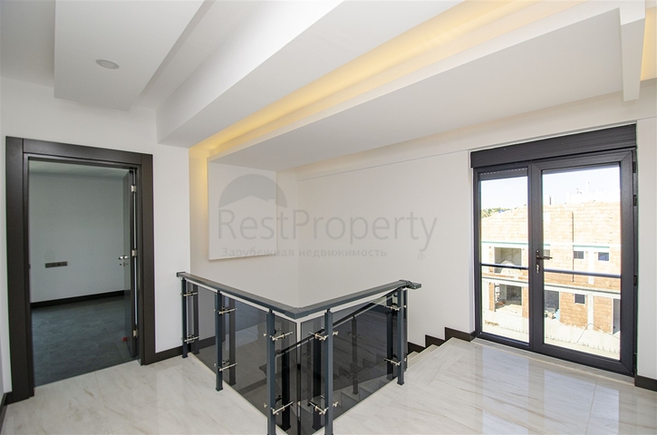 Элитная вилла 8+2 в районе Кунду Лара Анталья