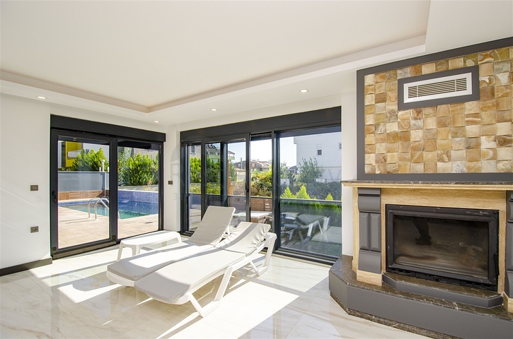 Элитная вилла 8+2 в районе Кунду Лара Анталья