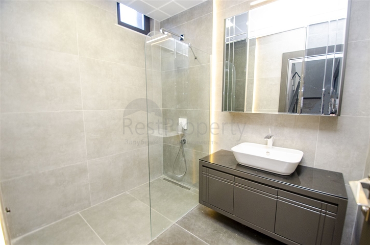 Элитная вилла 8+2 в районе Кунду Лара Анталья