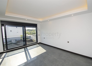 Элитная вилла 8+2 в районе Кунду Лара Анталья