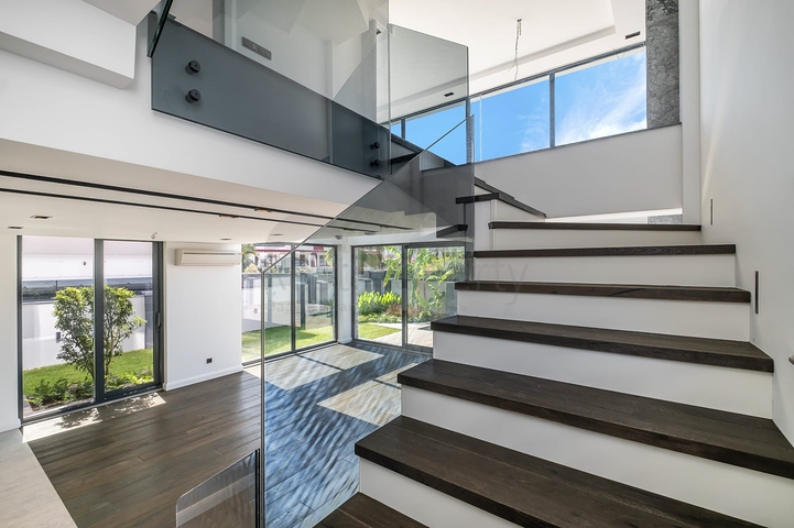 Эксклюзивный жилой комплекс вилл в микрорайоне Гюзелоба (Лара)