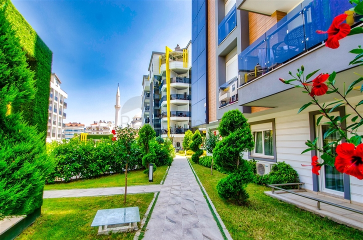 Квартира 2+1 с мебелью в элитном комплексе в Лимане