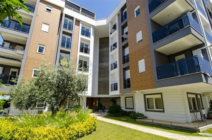 Квартира 2+1 с мебелью в элитном комплексе в Лимане