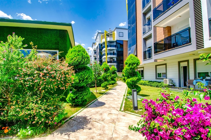 Квартира 2+1 с мебелью в элитном комплексе в Лимане