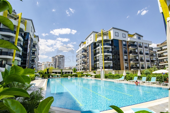 Квартира 2+1 с мебелью в элитном комплексе в Лимане