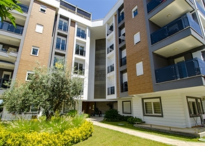 Квартира 2+1 с мебелью в элитном комплексе в Лимане