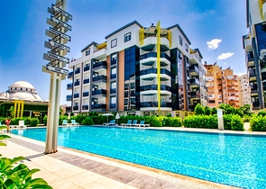 Квартира 2+1 с мебелью в элитном комплексе в Лимане