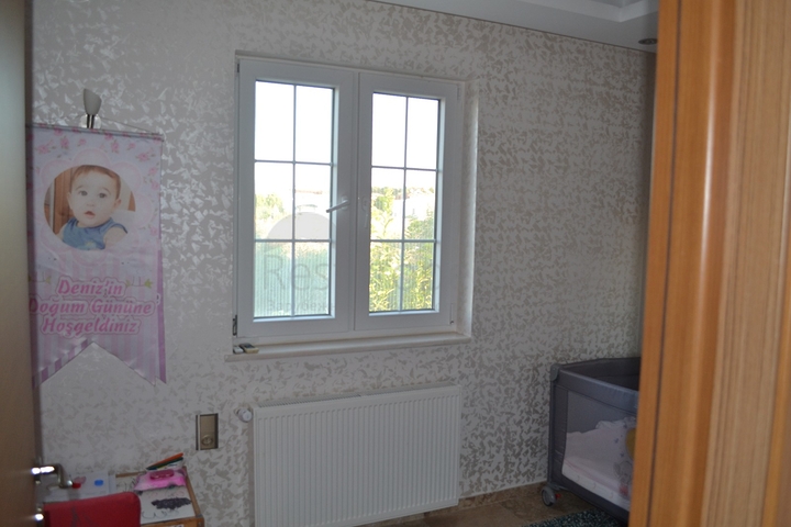 Вилла 4+1 с мебелью в центре Белека