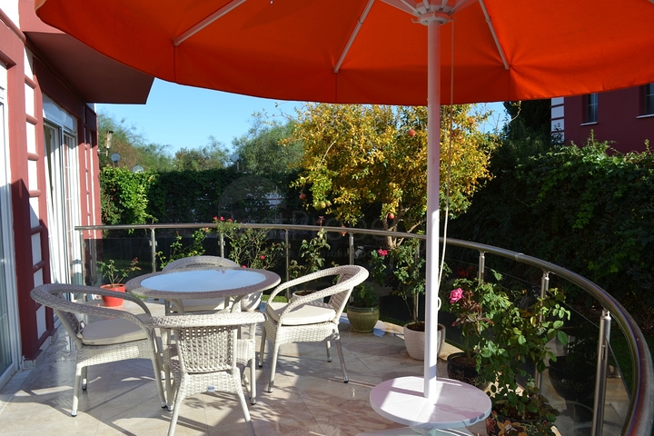 Вилла 4+1 с мебелью в центре Белека