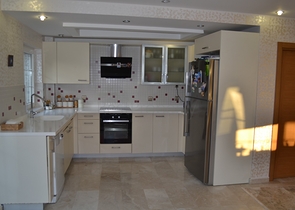 Вилла 4+1 с мебелью в центре Белека