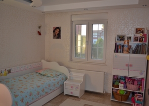 Вилла 4+1 с мебелью в центре Белека