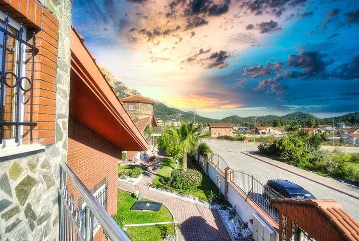 Уютная вилла 3+1 в Асланбуджаке Кемере