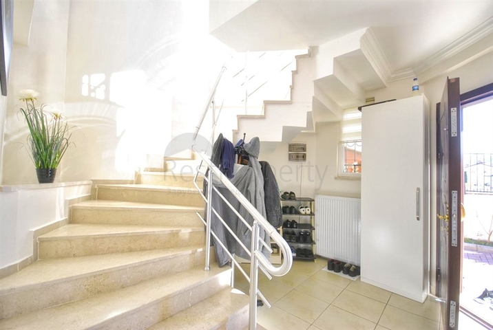 Уютная вилла 3+1 в Асланбуджаке Кемере