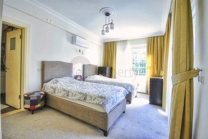 Уютная вилла 3+1 в Асланбуджаке Кемере