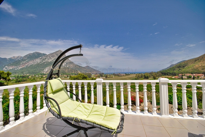 Великолепная отдельностоящая вилла на продажу с ВИДОМ НА МОРЕ в Анталии Кемер