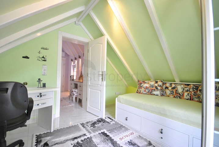 Великолепная отдельностоящая вилла на продажу с ВИДОМ НА МОРЕ в Анталии Кемер