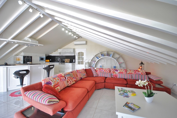 Великолепная отдельностоящая вилла на продажу с ВИДОМ НА МОРЕ в Анталии Кемер