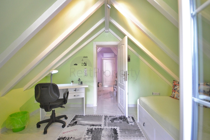 Великолепная отдельностоящая вилла на продажу с ВИДОМ НА МОРЕ в Анталии Кемер