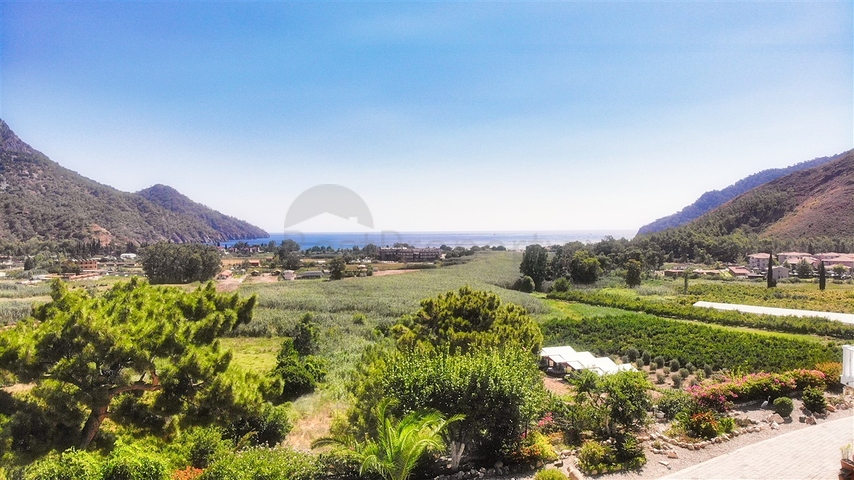 Великолепная отдельностоящая вилла на продажу с ВИДОМ НА МОРЕ в Анталии Кемер