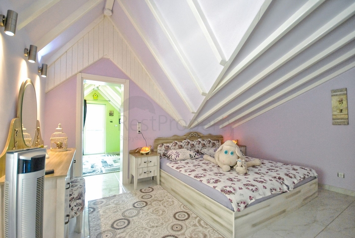 Великолепная отдельностоящая вилла на продажу с ВИДОМ НА МОРЕ в Анталии Кемер