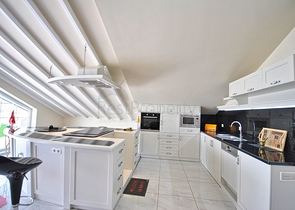 Великолепная отдельностоящая вилла на продажу с ВИДОМ НА МОРЕ в Анталии Кемер