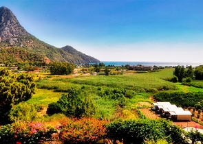 Великолепная отдельностоящая вилла на продажу с ВИДОМ НА МОРЕ в Анталии Кемер