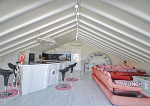 Великолепная отдельностоящая вилла на продажу с ВИДОМ НА МОРЕ в Анталии Кемер