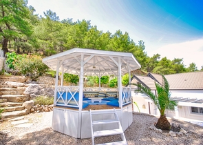 Великолепная отдельностоящая вилла на продажу с ВИДОМ НА МОРЕ в Анталии Кемер