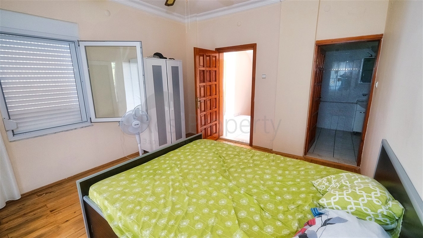 Шикарная вилла с собственным бассейном и видом на море