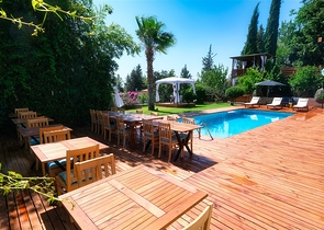 Шикарная вилла с собственным бассейном и видом на море