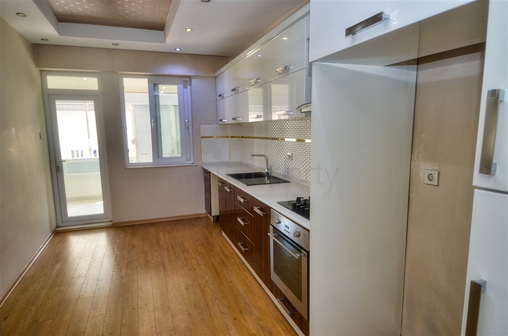 Просторная квартира 3+1 в Муратпаша Анталия