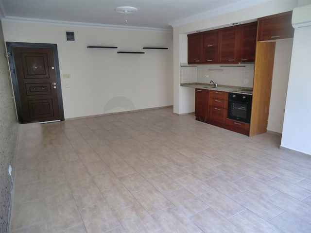 Просторная квартира 2+1 в районе Хурма Коньяалты