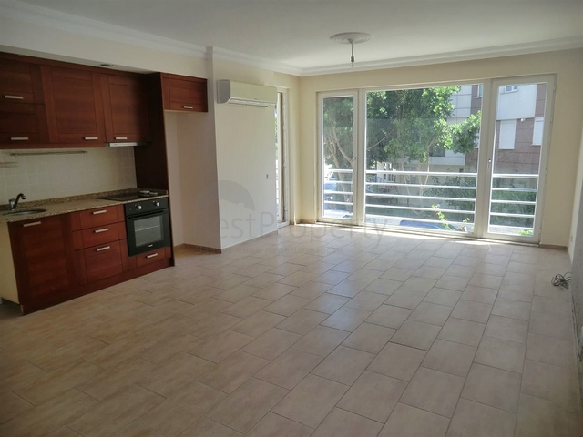 Просторная квартира 2+1 в районе Хурма Коньяалты