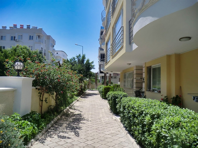 Просторная квартира 2+1 в районе Хурма Коньяалты