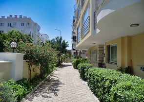 Просторная квартира 2+1 в районе Хурма Коньяалты