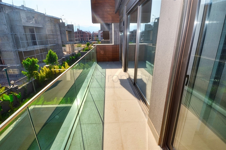 Элитная вилла 4+2 в престижном районе Молла Юсуф Коньяалты