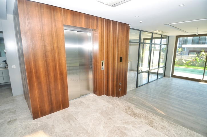 Элитная вилла 4+2 в престижном районе Молла Юсуф Коньяалты