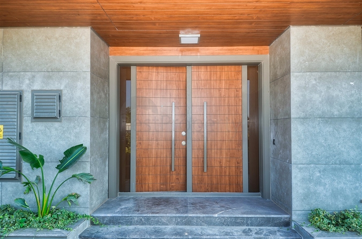 Элитная вилла 4+2 в престижном районе Молла Юсуф Коньяалты