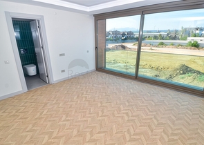 Элитная вилла 4+2 в престижном районе Молла Юсуф Коньяалты