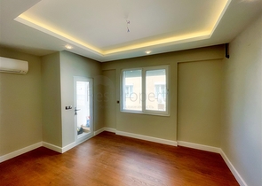 Просторная квартира 3+1 в пешей доступности к морю в районе Лиман-Анталья