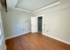 Просторная квартира 3+1 в пешей доступности к морю в районе Лиман-Анталья