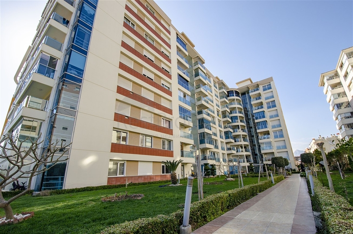 Квартира у моря планировки 3+1 в районе Лиман - Анталия