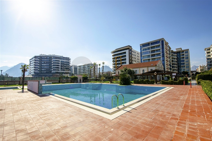 Квартира у моря планировки 3+1 в районе Лиман - Анталия